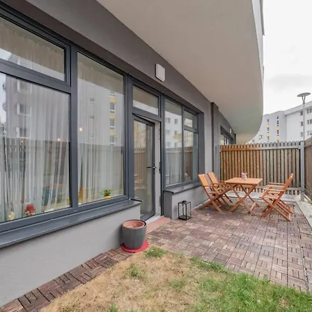 Apartment New, Sunny, Terrace, Parking Free!