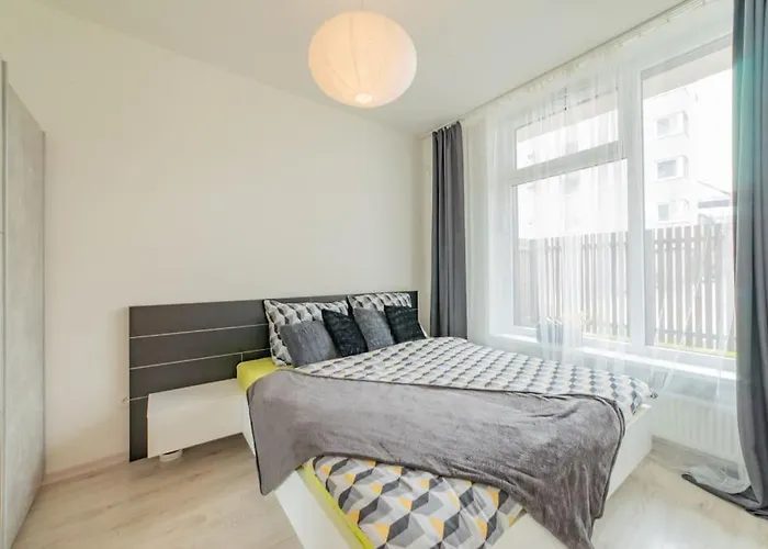 Lägenhet New, Sunny, Terrace, Grill, Parking!