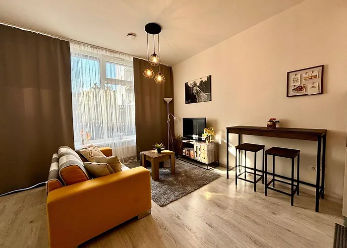 New, Sunny, Terrace, Grill, Parking! Lägenhet Bratislava